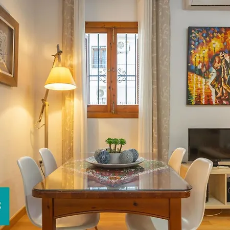 180 Luxury Gran Poder 35 Apartment *